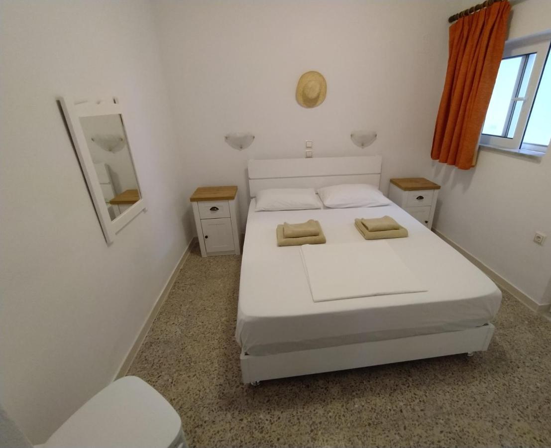 Antonios Apartments Stegna อาร์คานเยโลส ภายนอก รูปภาพ